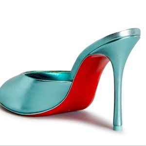 Christian Louboutin Me Dolly -metallics currently in stores!
